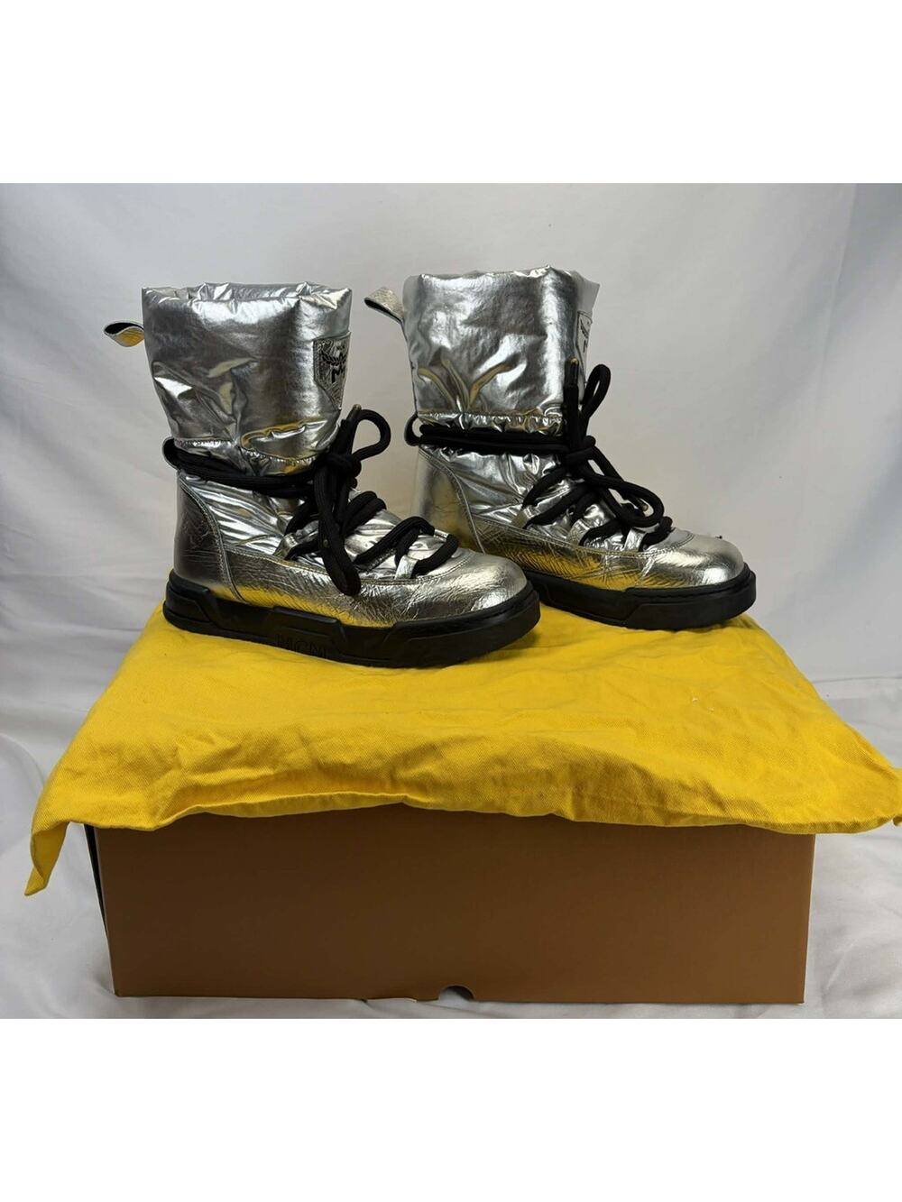 MCM Skyward Ankle Boots in Metallic Calf Leather SPB JA-361576